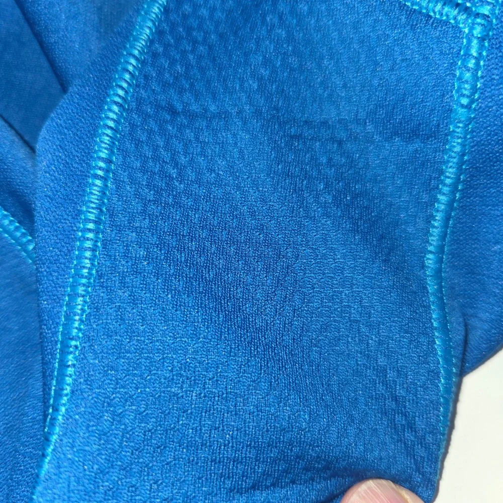 The North Face FlashDry Quarter Zip‎ Pullover Mens Medium Blue Thumbhole Active